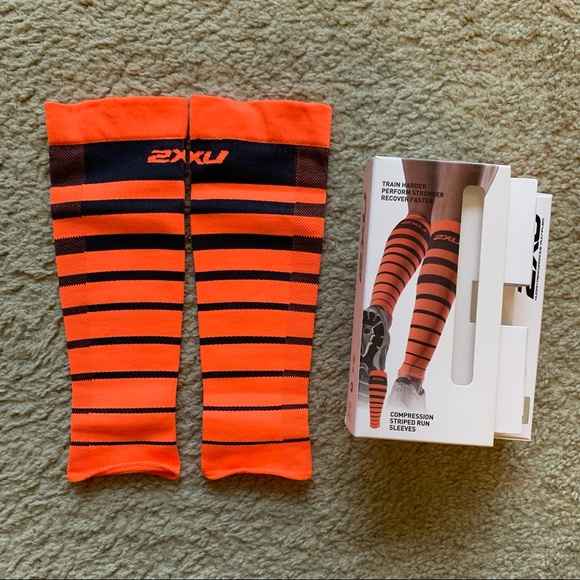 NWT Unisex 2xu Striped Run Compression Calf Sleeves - Picture 1 of 8